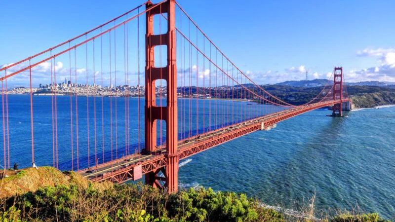 Cầu cổng Vàng Golden Gate Bridge