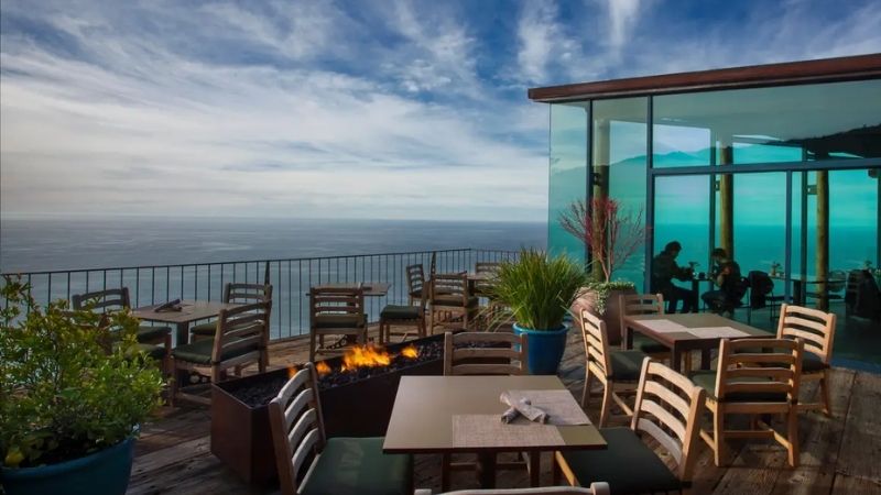 Nhà hàng Sierra Mar, California