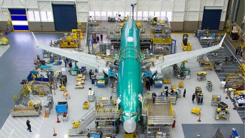 Những chiếc 737 trong xưởng lắp ráp ở nhà máy Renton