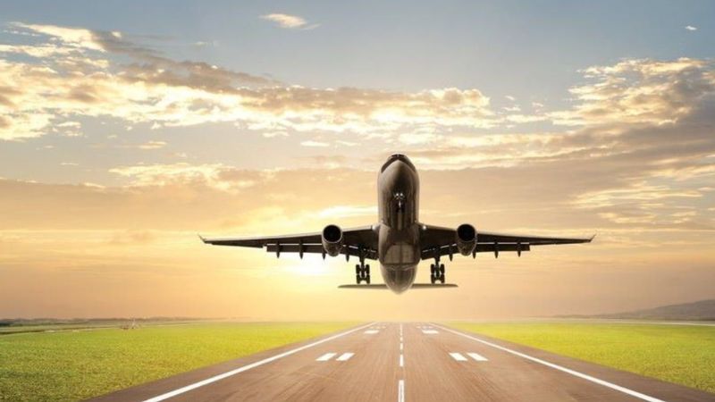 Thông tin về chuyến bay và giờ cất cánh tại sân bay