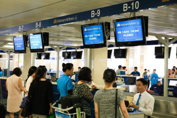 Check-in tại sân bay